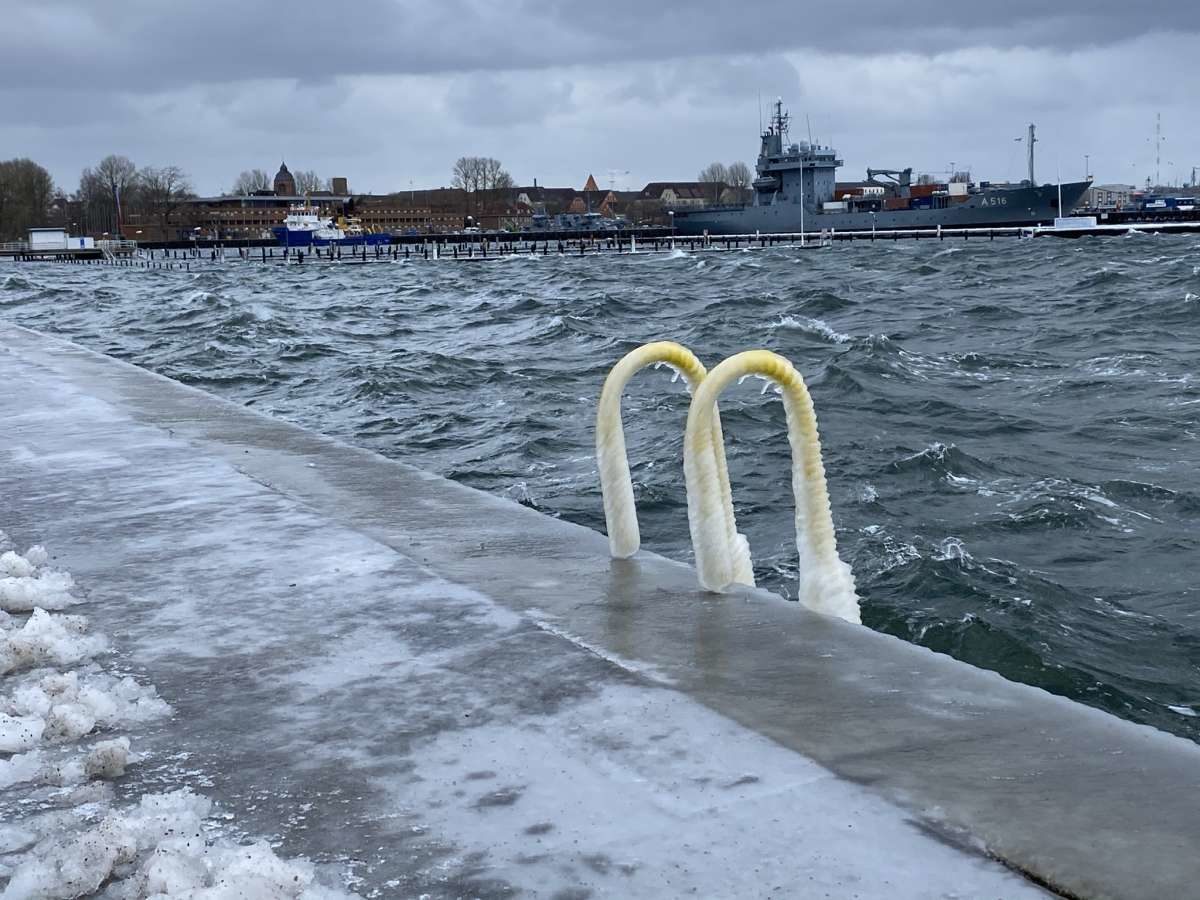 Hochwasser & Eis Kiellinie Februar 2021