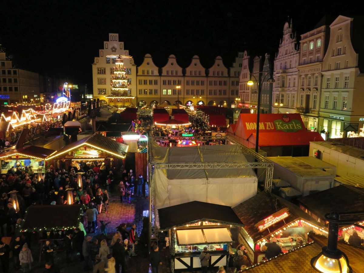Weihnachtsmarkt Neuer Markt Rostock