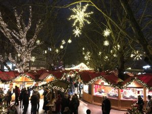 Weihnachtsmarkt Kiel Holstenplatz