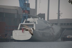 Sailing Yacht A mit Möwe in Kiel